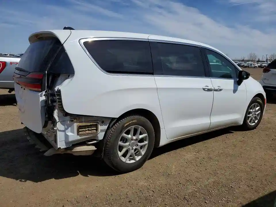 2C4RC1BGXRR159013 2024 CHRYSLER PACIFICA-2