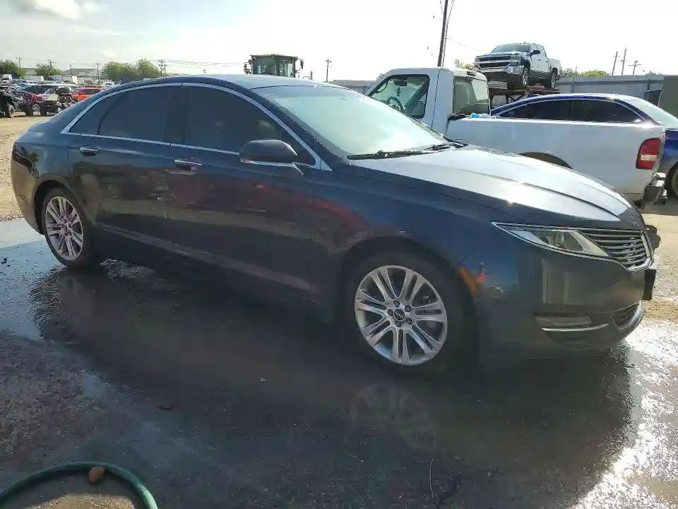 3LN6L2LU7ER820669 2014 LINCOLN MKZ-3