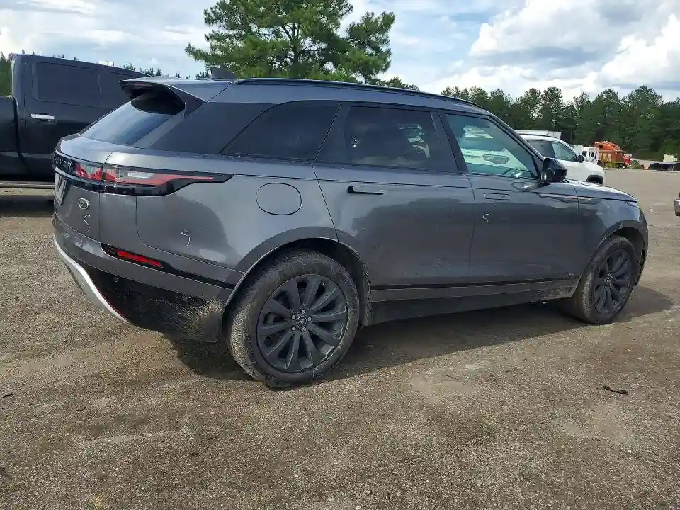 SALYL2RX3JA735095 2018 LAND ROVER RANGEROVER-2
