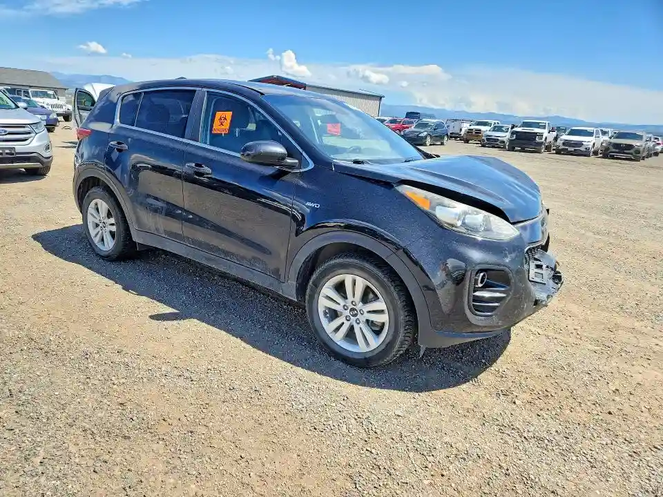 KNDPMCAC8J7424600 2018 KIA SPORTAGE-3