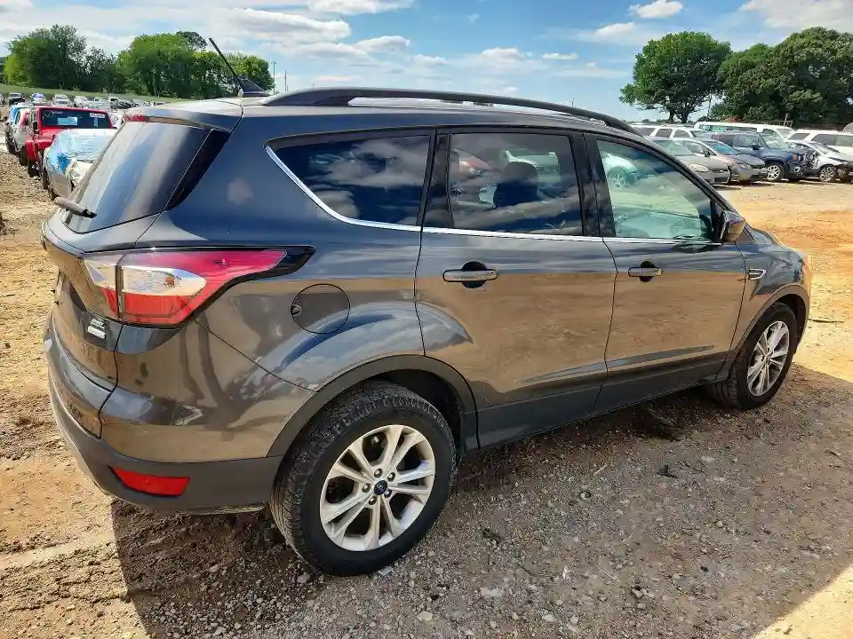 1FMCU0HD4JUA47725 2018 FORD ESCAPE-2