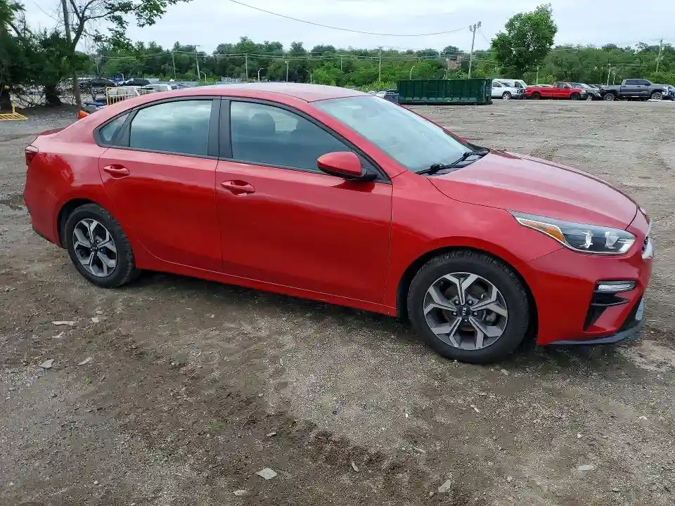 3KPF24AD6ME353028 2021 KIA FORTE-3