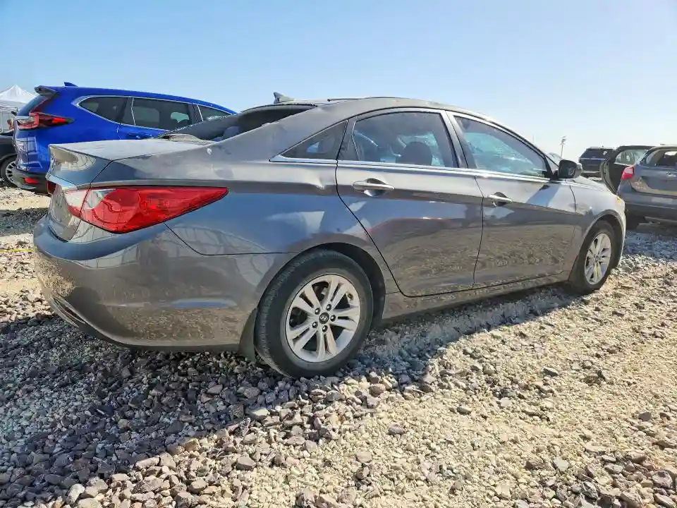 5NPEB4AC9DH754622 2013 HYUNDAI SONATA-2