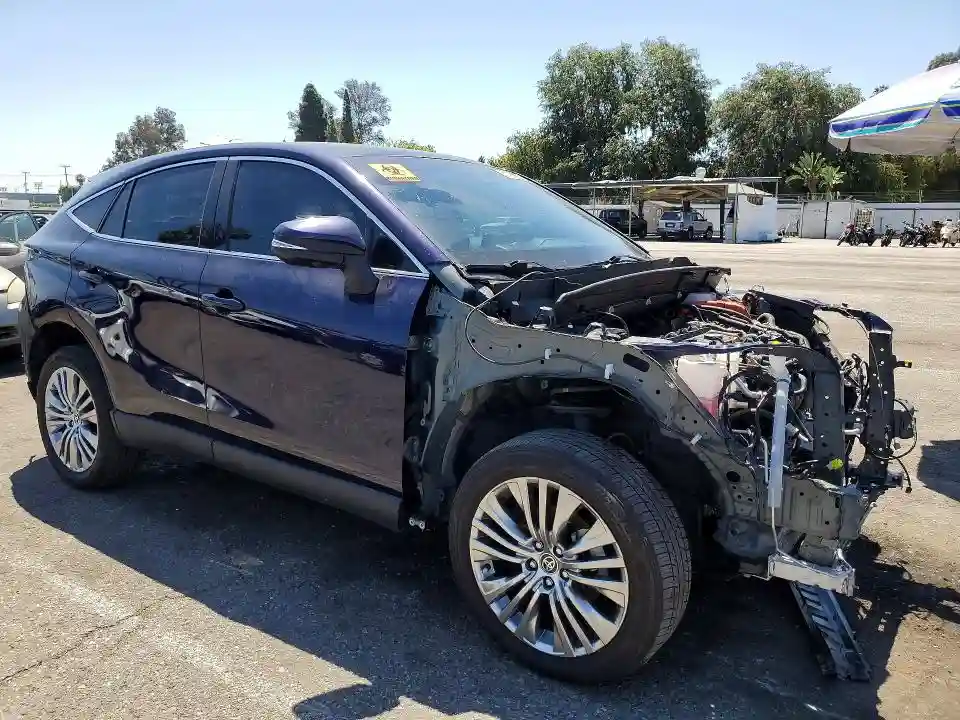JTEAAAAH5PJ145482 2023 TOYOTA VENZA-3