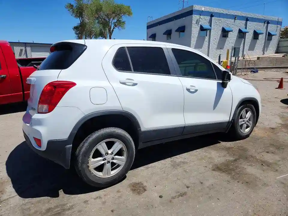 KL7CJKSB2LB074501 2020 CHEVROLET TRAX-2