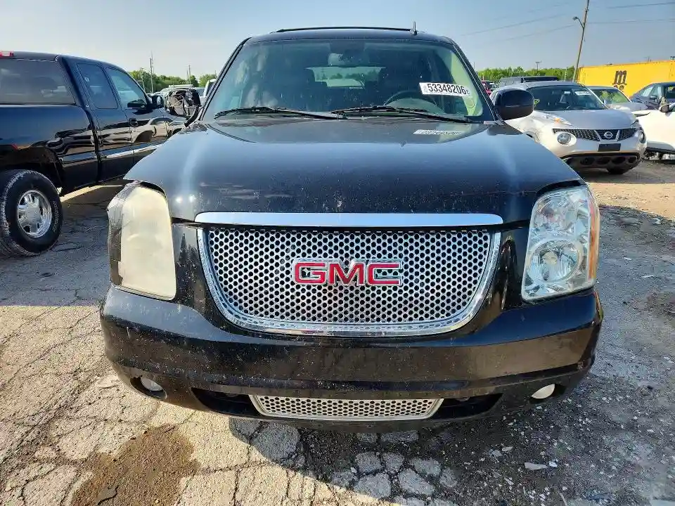1GKS2CE04BR250938 2011 GMC YUKON-4