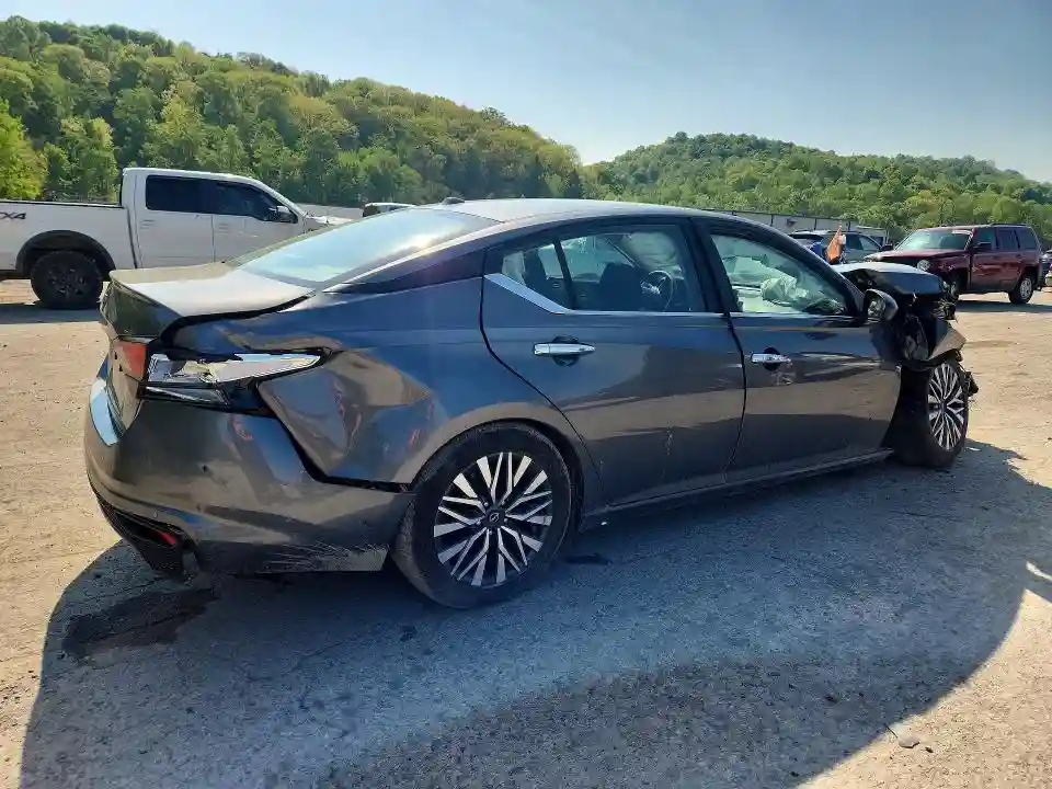 1N4BL4DV3SN367824 2025 NISSAN ALTIMA-2