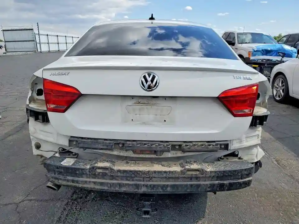 1VWCN7A3XEC030626 2014 VOLKSWAGEN PASSAT-5