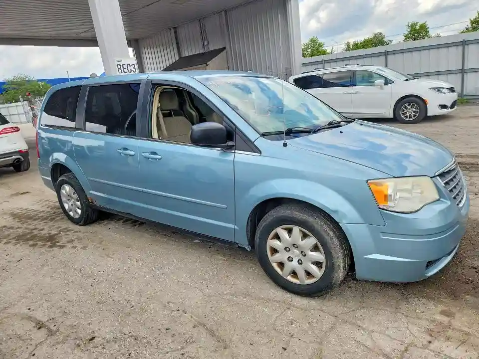 2A4RR4DE0AR215051 2010 CHRYSLER TOWN CNTRY-3