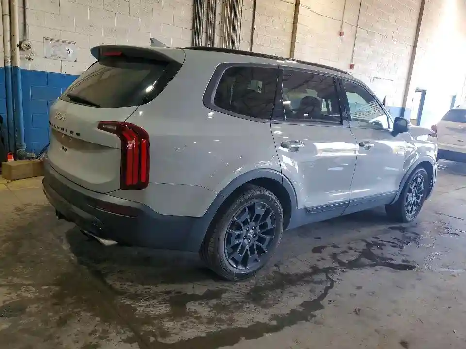 5XYP3DHC9NG297881 2022 KIA TELLURIDE-2
