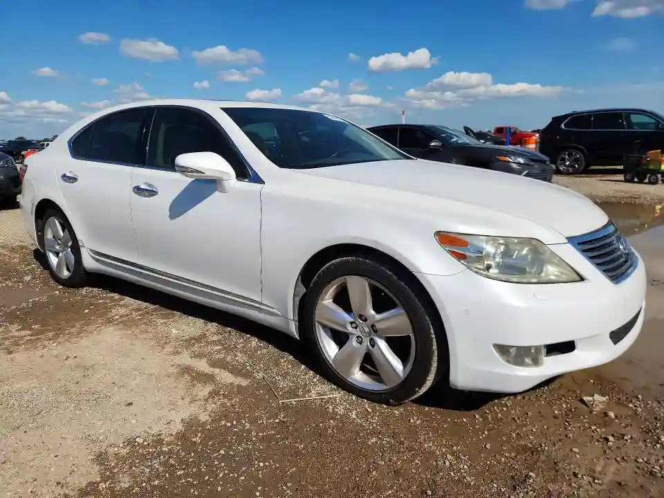 JTHBL5EFXA5092019 2010 LEXUS LS460-3