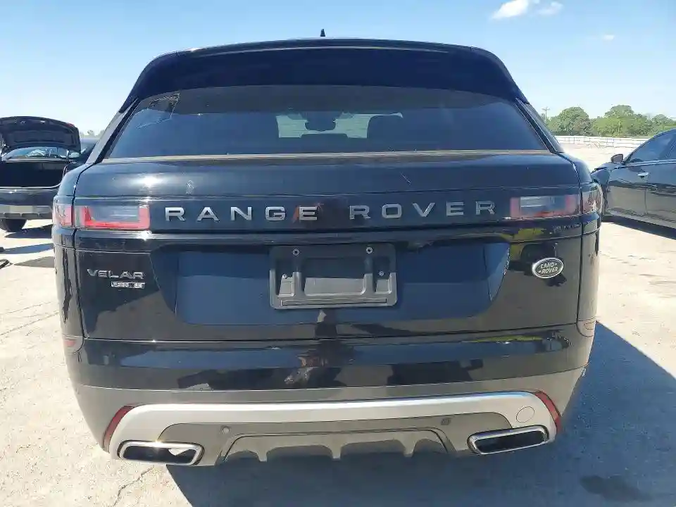 SALYL2RV5JA738529 2018 LAND ROVER RANGEROVER-5