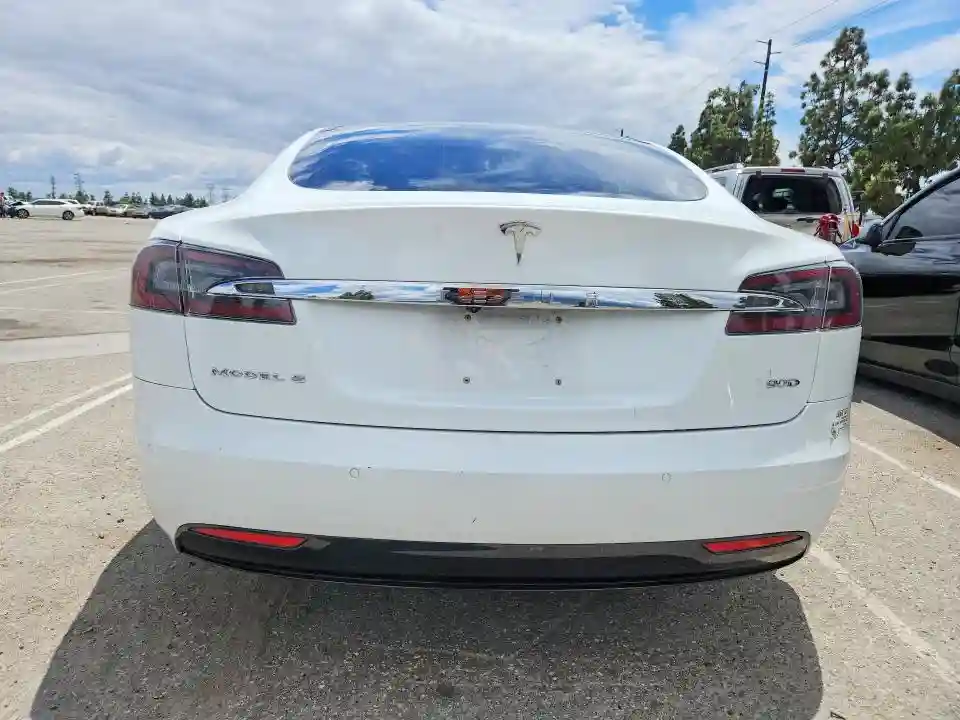 5YJSA1E23GF155286 2016 TESLA MODEL S-5