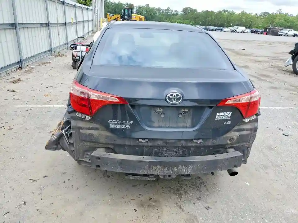 5YFBURHE4JP833809 2018 TOYOTA COROLLA-5