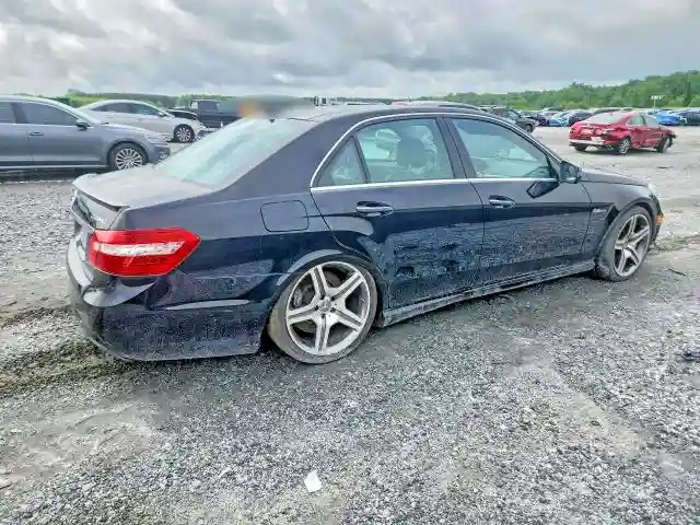 WDDHF7HB0BA313195 2011 MERCEDES-BENZ E-CLASS-2