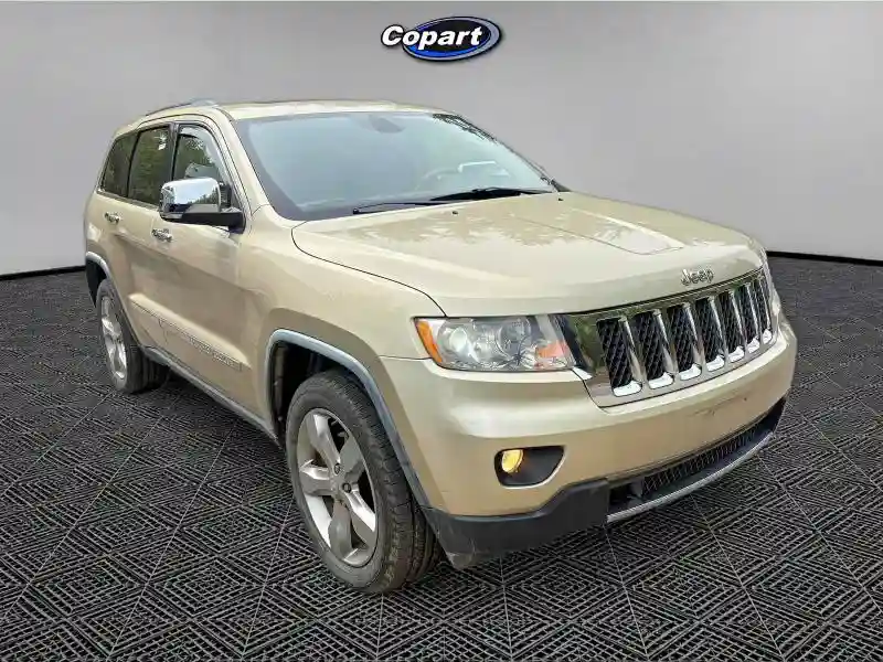 1J4RR6GT8BC605637 2011 JEEP CHEROKEE-0