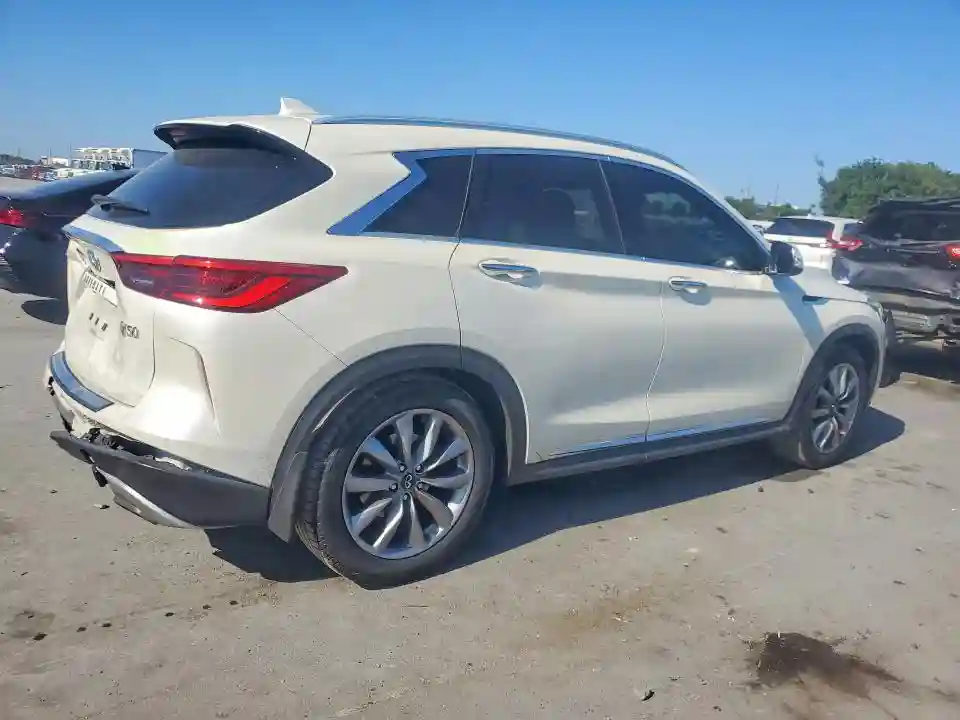 3PCAJ5M17KF134879 2019 INFINITI QX50-2