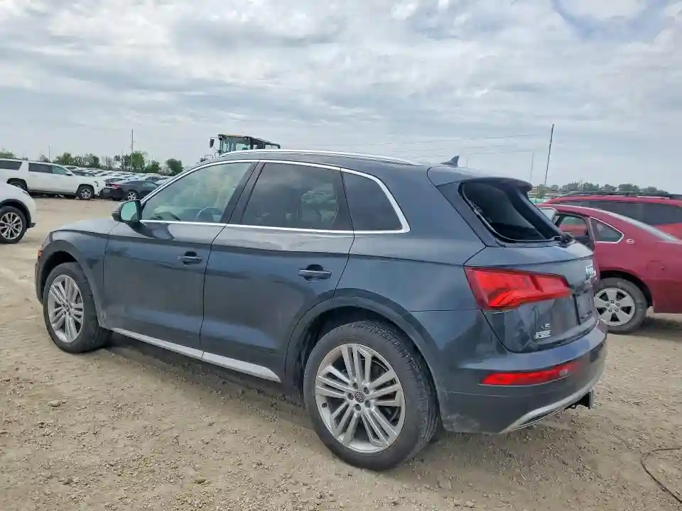WA1CNAFY3J2234649 2018 AUDI Q5-1