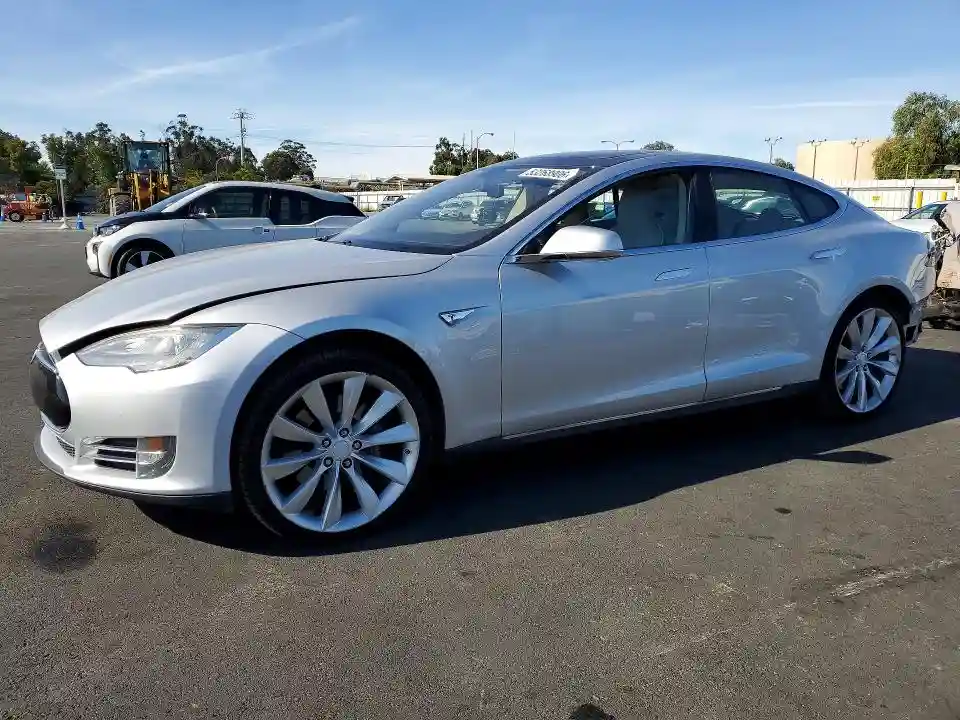 5YJSA1DP3DFP04204 2013 TESLA MODEL S-0