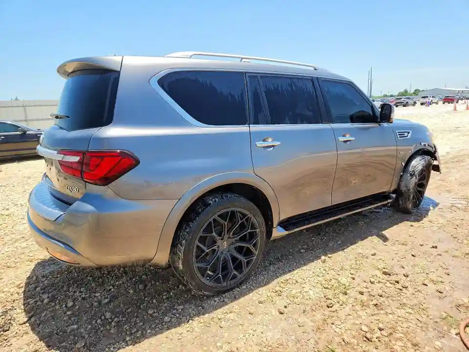 JN8AZ2NE1K9233026 2019 INFINITI QX80-2