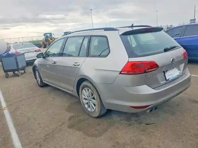 3VWC17AU9GM513921 2016 VOLKSWAGEN GOLF-1