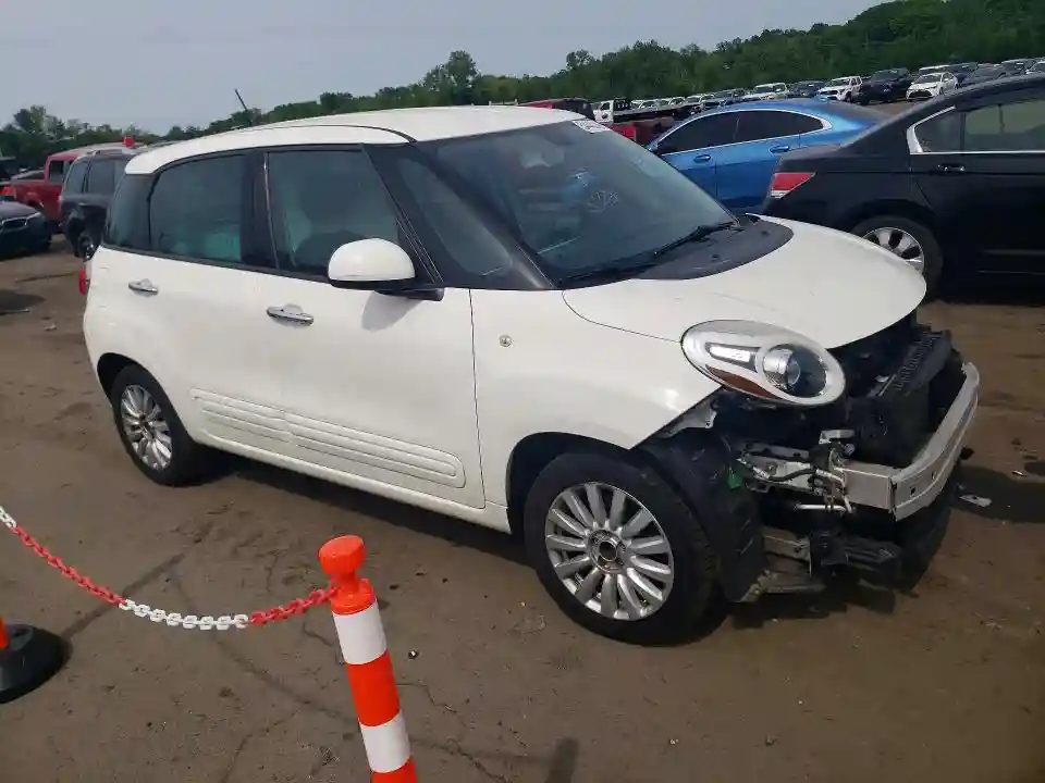 ZFBCFABH3EZ028546 2014 FIAT 500-3