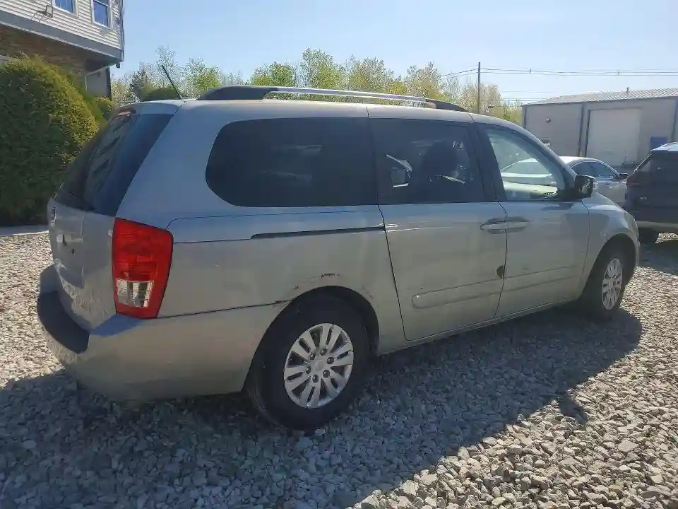 KNDMG4C7XC6455324 2012 KIA SEDONA-2