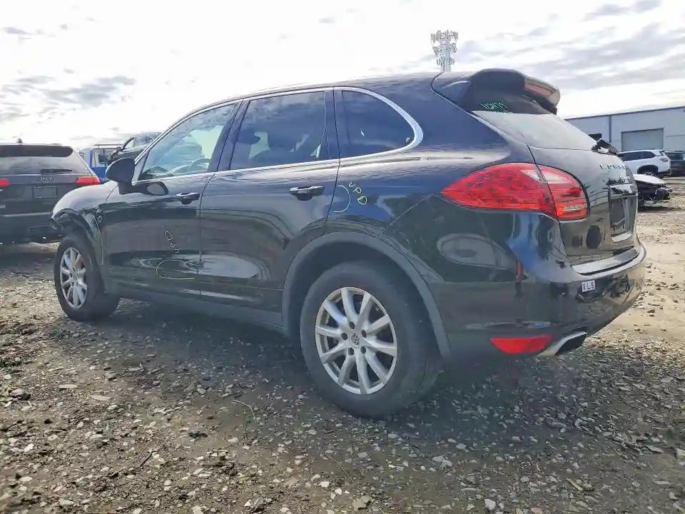 WP1AA2A27DLA03803 2013 PORSCHE CAYENNE-1