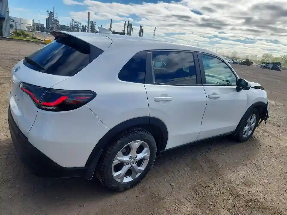 3CZRZ1H38SM100598 2025 HONDA HR-V-2
