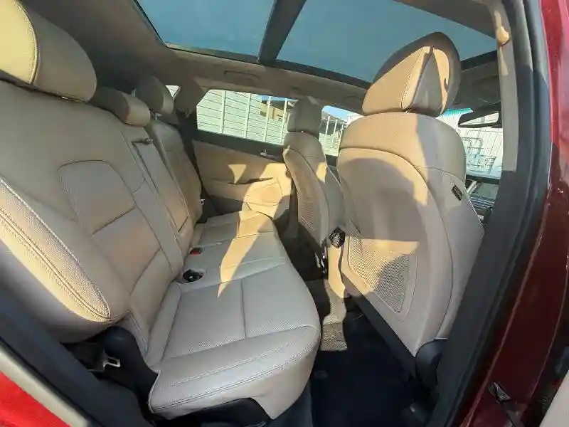 KM8J33A26HU360385 2017 HYUNDAI TUCSON-5