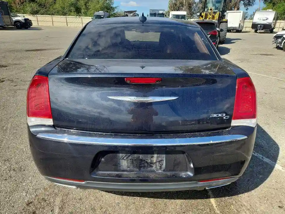 2C3CCAEG5HH596542 2017 CHRYSLER 300-5