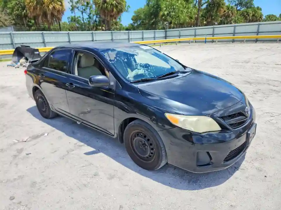 5YFBU4EE8DP143394 2013 TOYOTA COROLLA-3