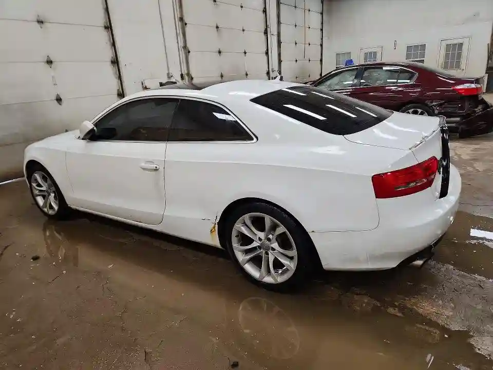 WAULFAFR2AA010612 2010 AUDI A5-1