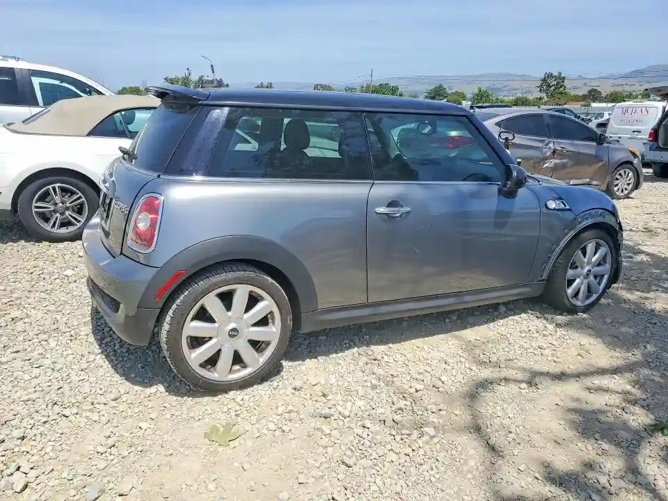 WMWMF7C51ATX45580 2010 MINI COOPER-2