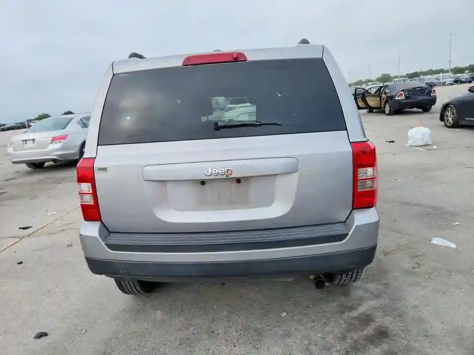 1C4NJPBA8GD812473 2016 JEEP PATRIOT-5