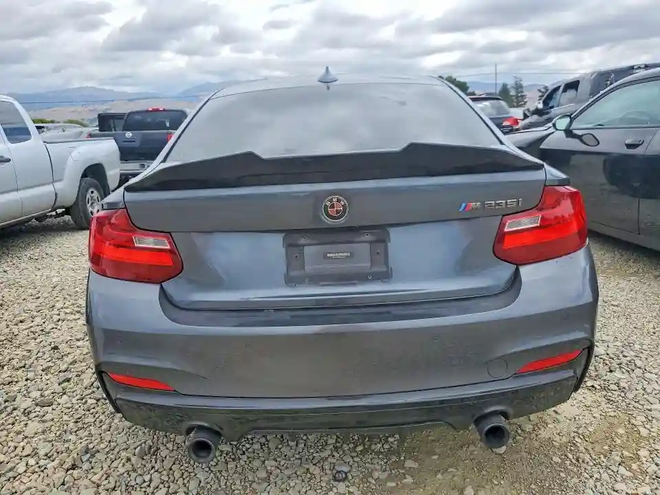 WBA1J7C58FV358800 2015 BMW M2-5