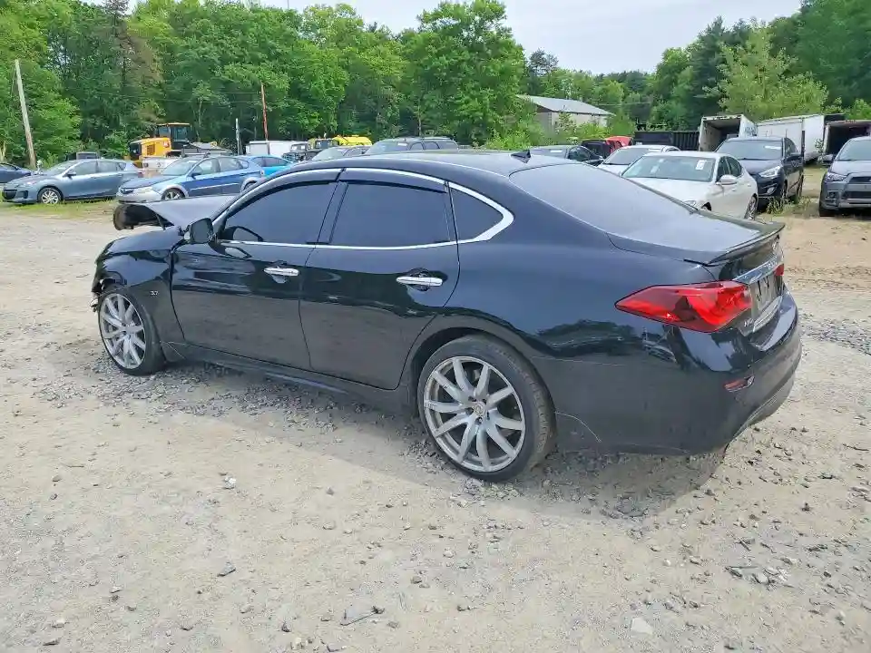 JN1BY1AR1FM560781 2015 INFINITI Q70-1