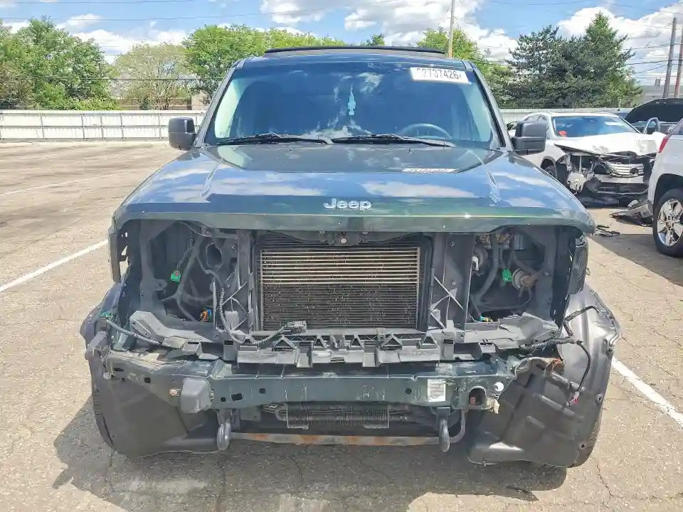 1J4PN2GK4BW578907 2011 JEEP LIBERTY-4
