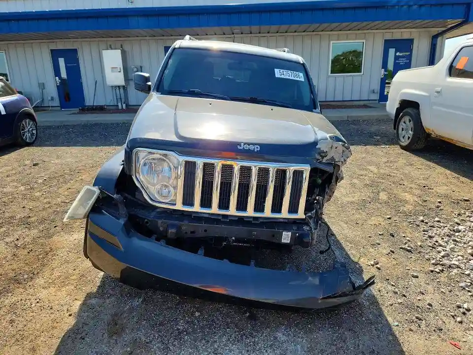 1J4PN5GKXBW534136 2011 JEEP LIBERTY-4