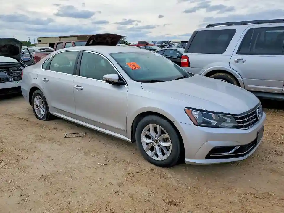 1VWAS7A3XGC014882 2016 VOLKSWAGEN PASSAT-3