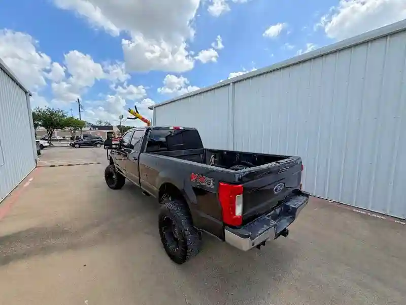 1FT7W2BT1HEC07818 2017 FORD F250-2