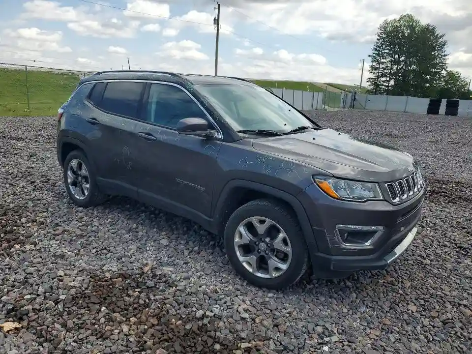 3C4NJDCB6JT190480 2018 JEEP COMPASS-3