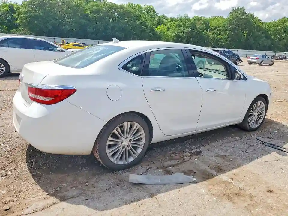 1G4PP5SK7E4161074 2014 BUICK VERANO-2