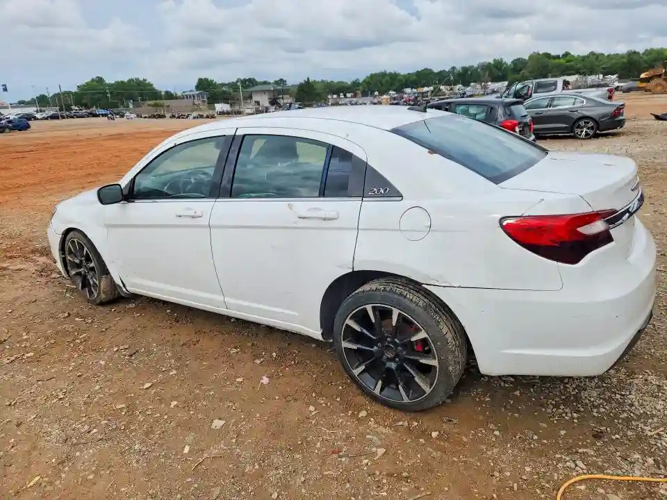 1C3CCBBG7CN305274 2012 CHRYSLER 200-1