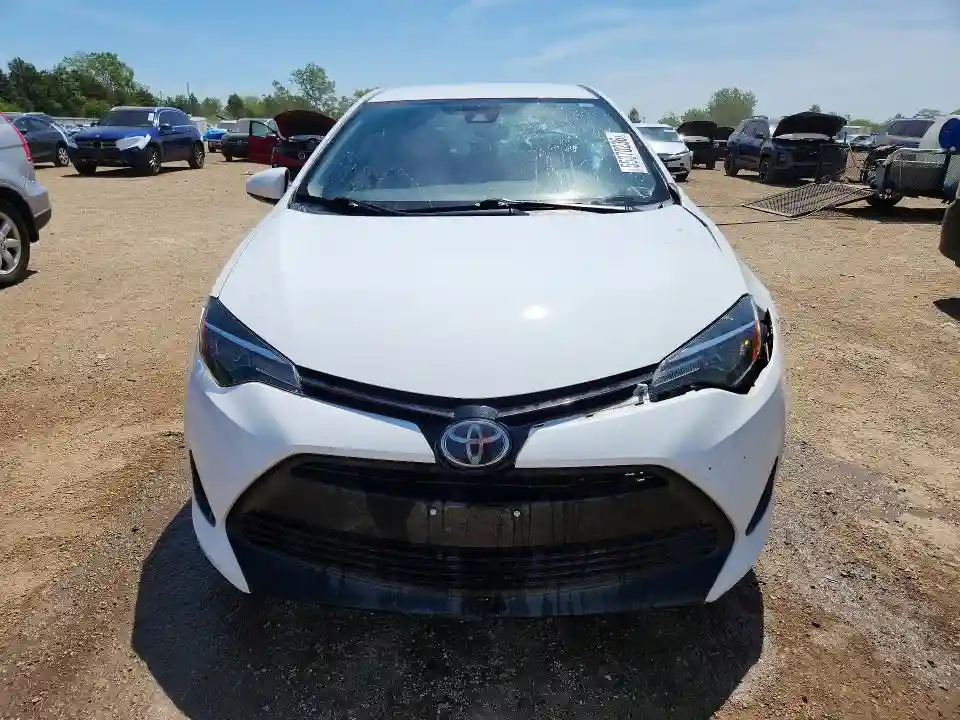 2T1BURHE5JC016509 2018 TOYOTA COROLLA-4