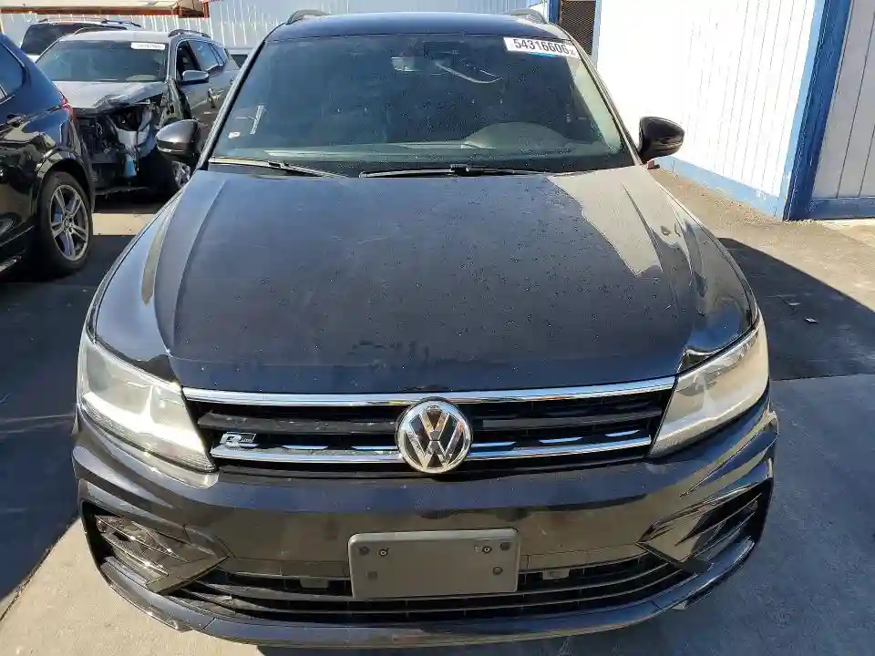 3VV3B7AX9MM049410 2021 VOLKSWAGEN TIGUAN-4