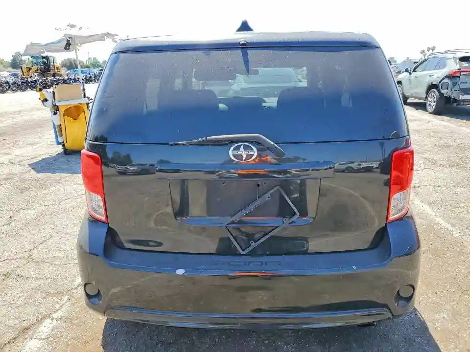 JTLZE4FE3DJ037535 2013 SCION XB-5