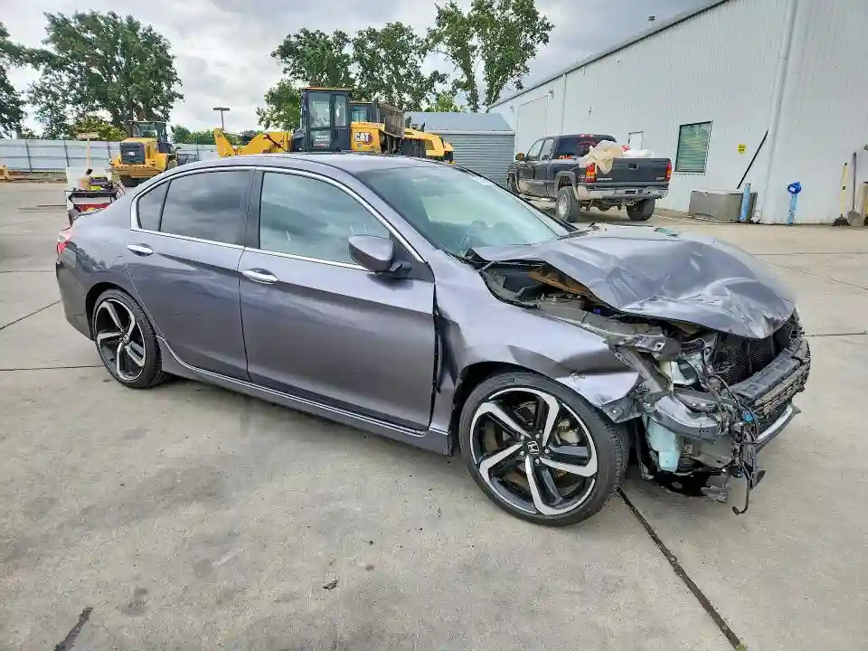 1HGCR2F5XHA097765 2017 HONDA ACCORD-3