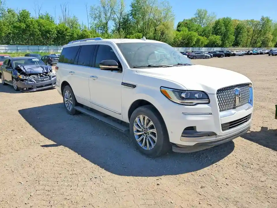 5LMJJ2NG2PEL12930 2023 LINCOLN NAVIGATOR-3