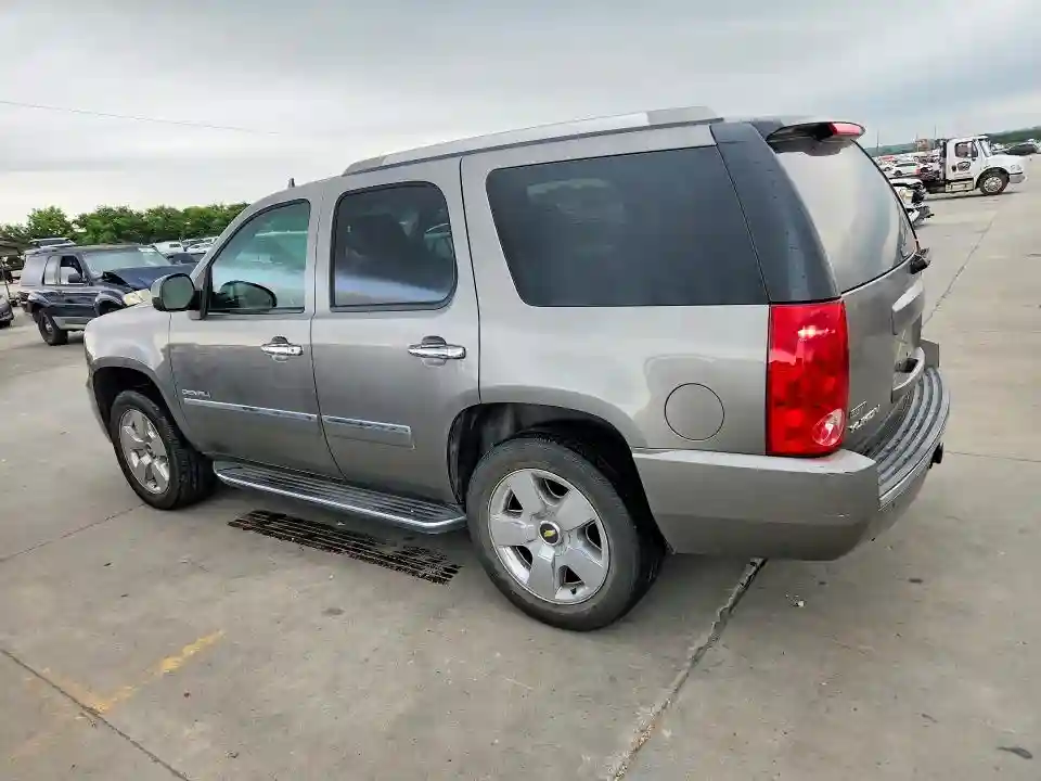 1GKS1EEF7CR313390 2012 GMC YUKON-1